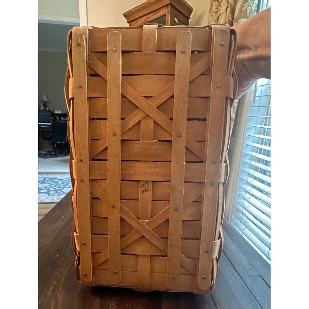Longaberger 2002 Christmas Collection Traditions Basket Lid & Protector Set
